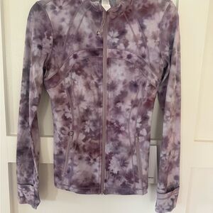 Lululemon set nulu define and align 25” set
Meadow